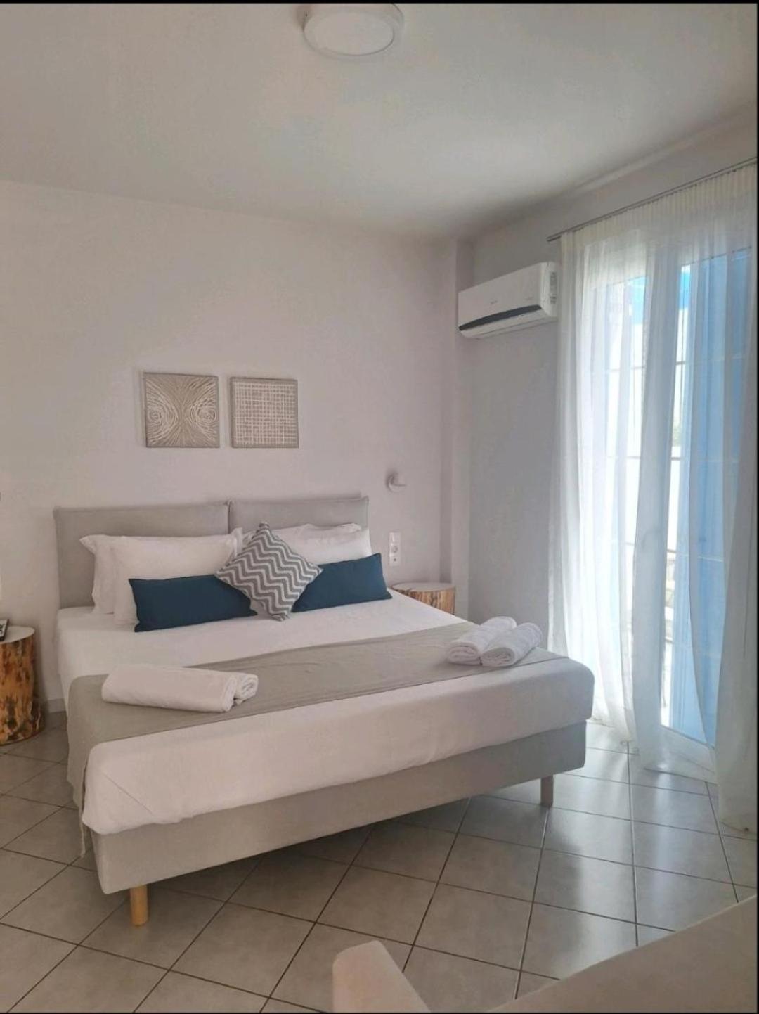 Romantica Hotel Apartments Agia Pelagia  Экстерьер фото
